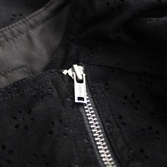 Girls JUSTICE Eyelet Microfiber Long Sleeve Zip Motto Jacket,Black,Size 16/18/XL - Picture 6 of 6